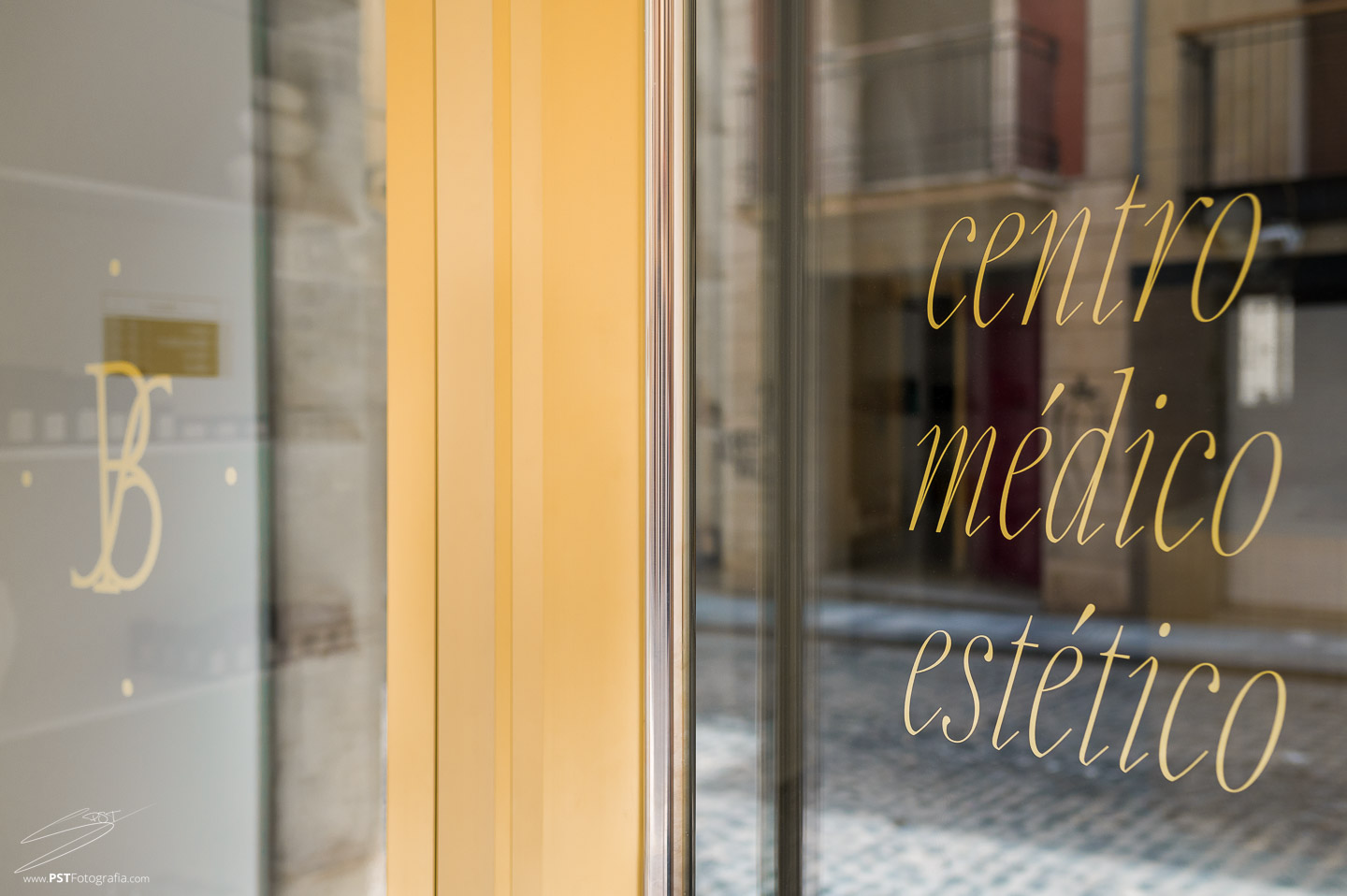 Detalle a la entrada del B·Beauty, Fotografia de interiorismo para empresas