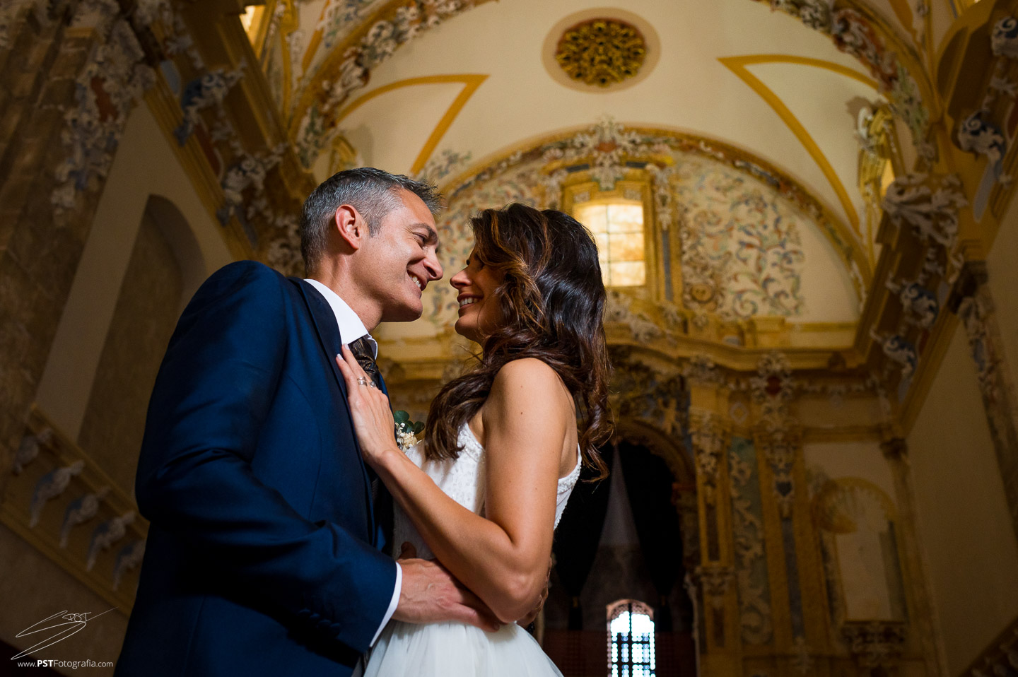 Postboda espectacular en Simat de la Valldigna. Real Monasterio de Sant Maria.