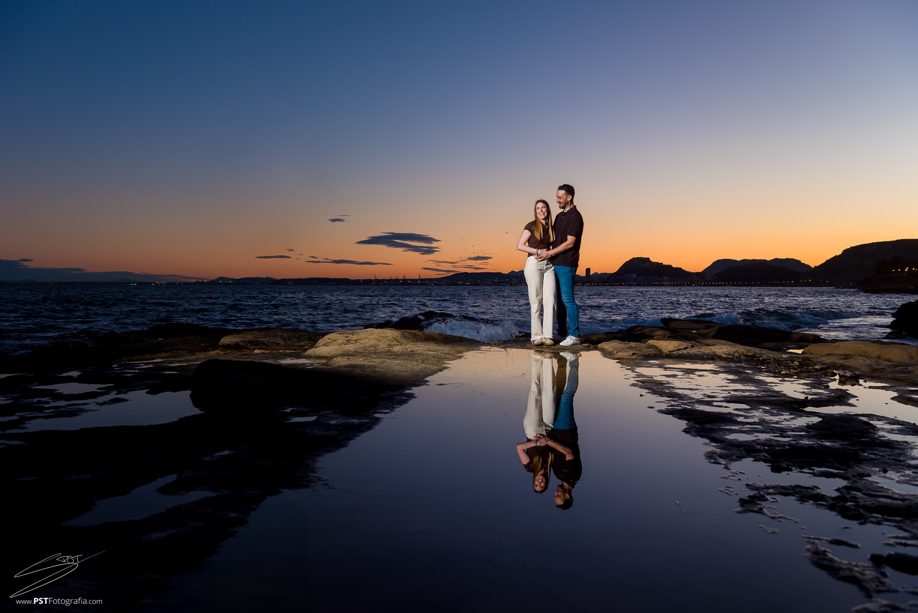 Preboda en Alicante de Alba y Hazael